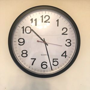 Universal Wall Clock